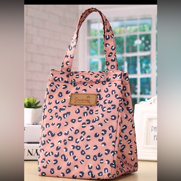 Handbags - Fabric Insulated lunch bag. Pink/orange color